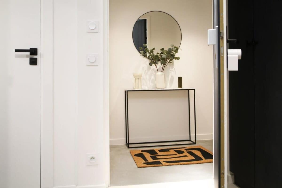 Logement Ideal En Famille - Porte Du Marais - 6P - Flat-Guest Paris Exterior foto
